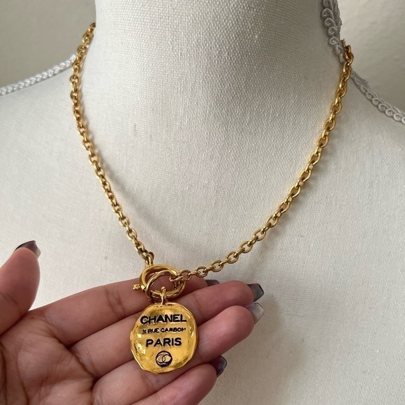 CHANEL Vintage Gold Rue Cambon Paris Pendant Necklace - Picture 6 of 8